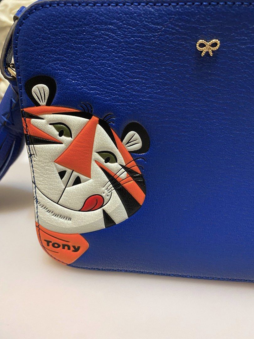 ANYA HINDMARCH Kellogg’s Tiger Crossbody Bag, 女裝, 手袋及銀包, 多用途袋 Carousell