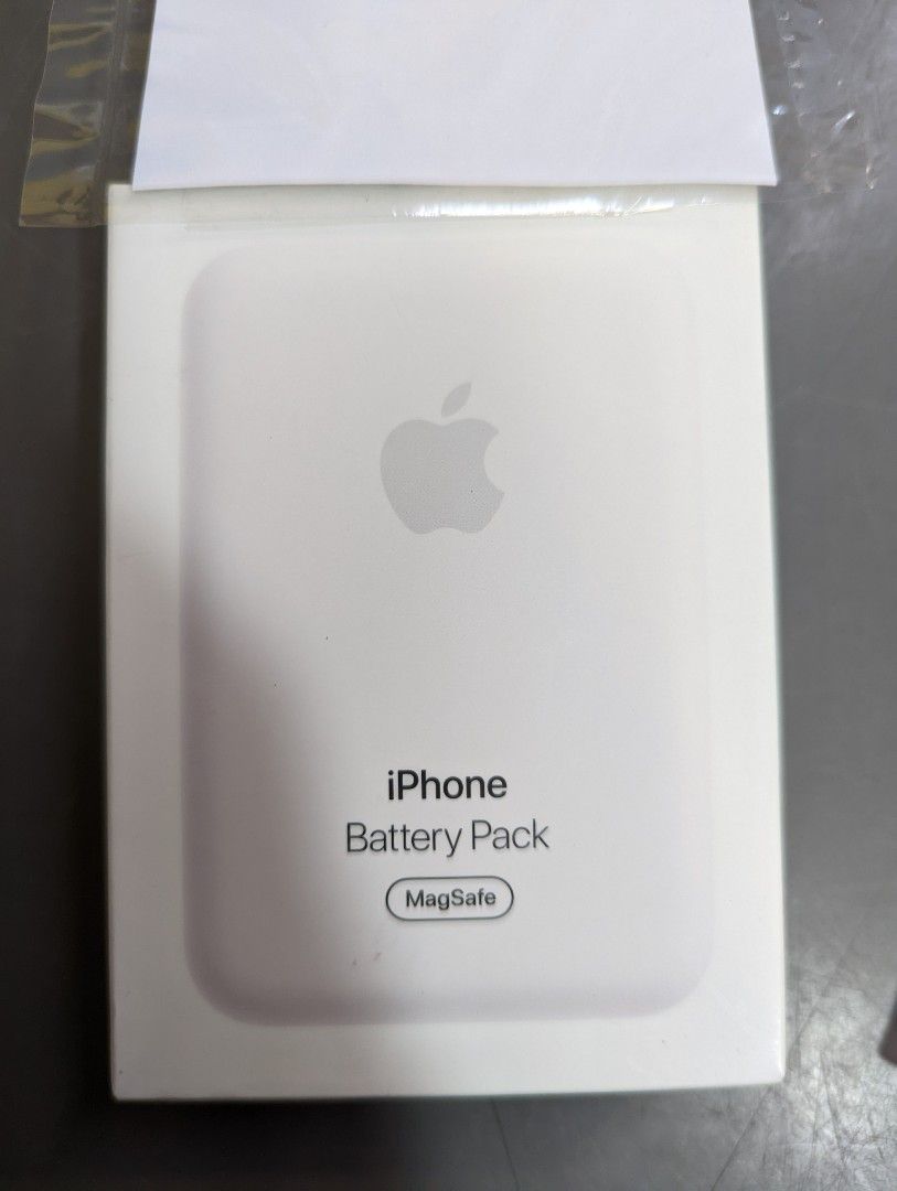 Apple MagSafe Battery Pack, Mobile Phones & Gadgets, Mobile & Gadget