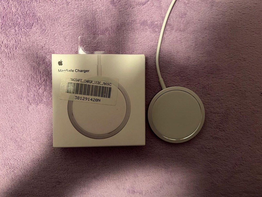 Apple MagSafe charger, Mobile Phones & Gadgets, Mobile & Gadget