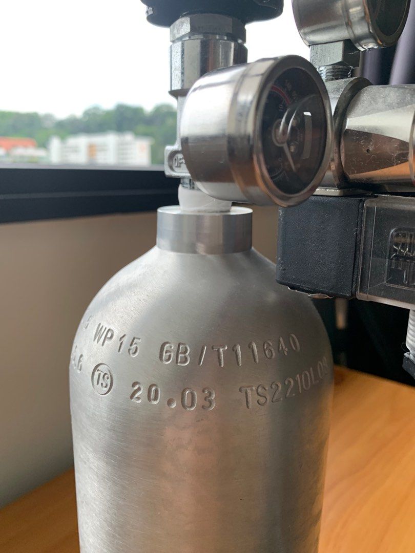 Aquarium CO2 Tank (Aqua Concept) w Ocean Free Regulator, Pet Supplies