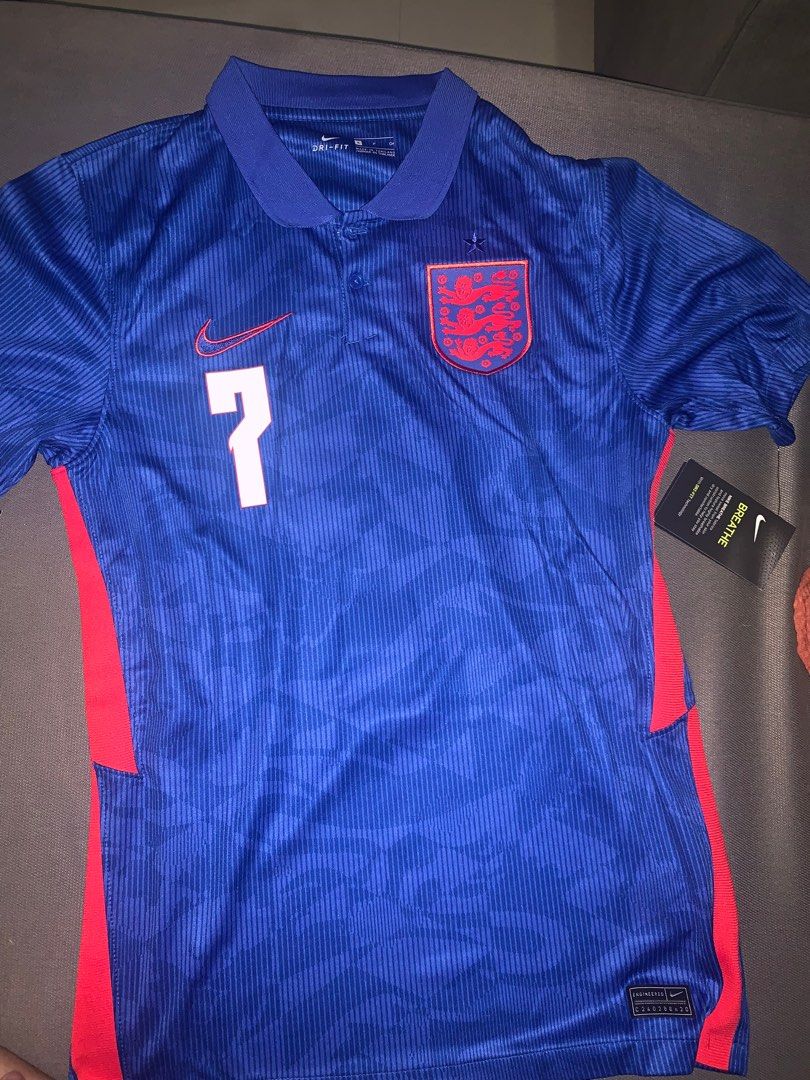 Authentic England football jersey, Sports Equipment, Other Sports