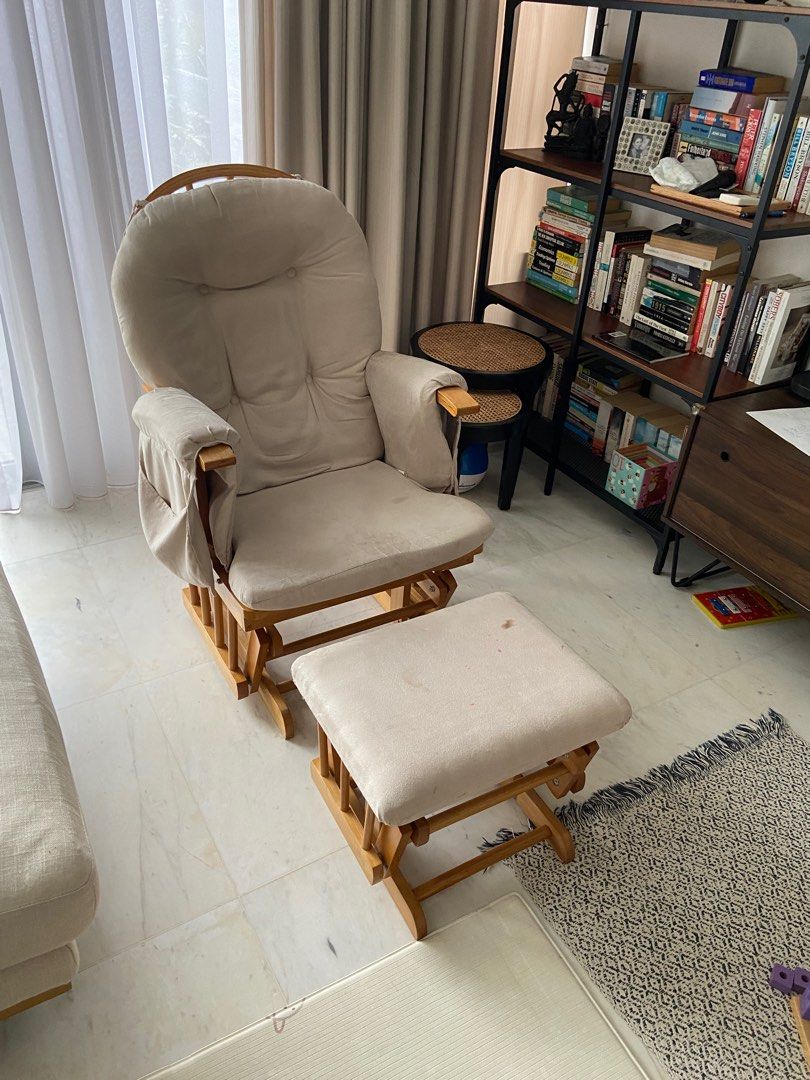 Baby nursing and feeding rocking chair, Furniture & Home Living