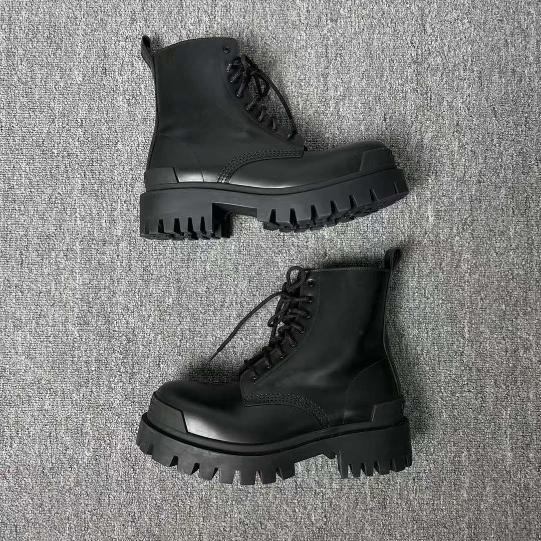 Balenciaga 巴黎世家靴子