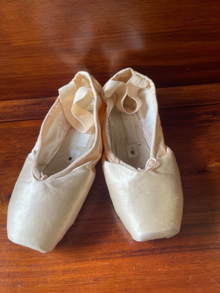 Ballet Pointe Shoes (Grishko), Babies & Kids, Babies & Kids Fashion on