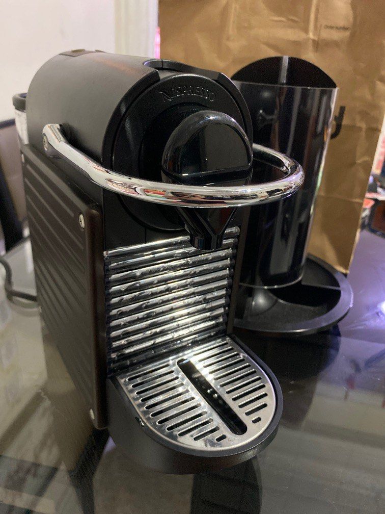 Black Nespresso Pixie Coffee Machine + capsule holder, TV & Home