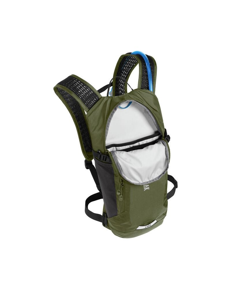 Camelbak Lobo 9 Hydration Pack 2L/70 oz, Sports Equipment, Bicycles