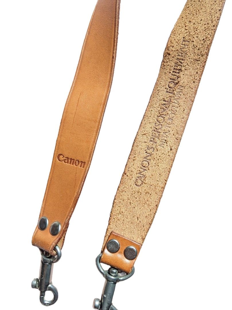 Canon sling (Category: Camera Bags & Carriers) located in Davao. Submitted by tout_vendre (Listing ID 1194759496, Image 2). Description: ''Canon's personal equipment'' L - 30" W - 3cm Leather.