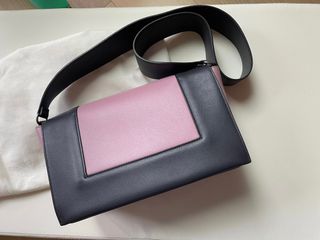 （分類：）位於 。 由 alan552003 提交（商品編號 1194811710，圖片 1）。簡介： 。