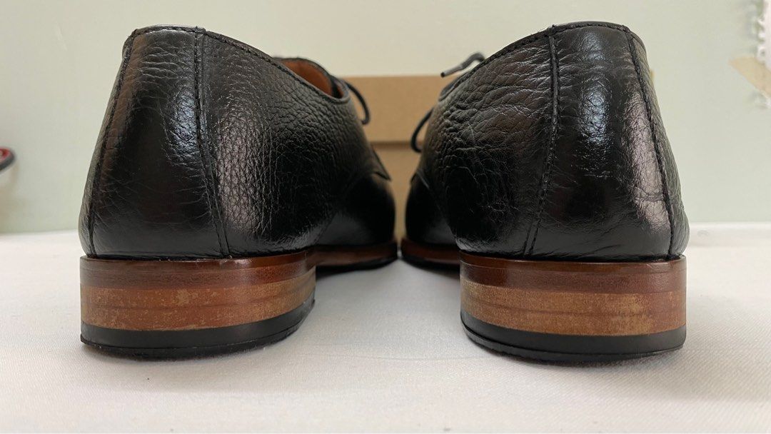 Clarks code plain online