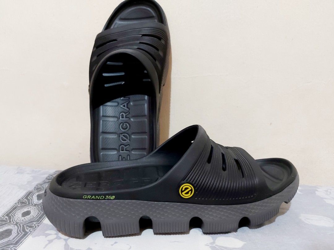 Cole haan on sale zerogrand slide