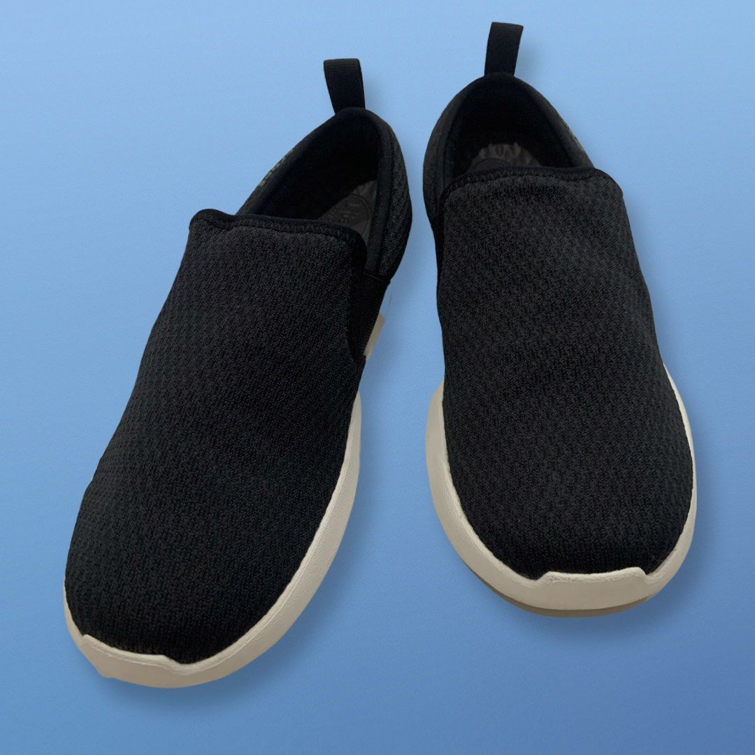Casual crocs online