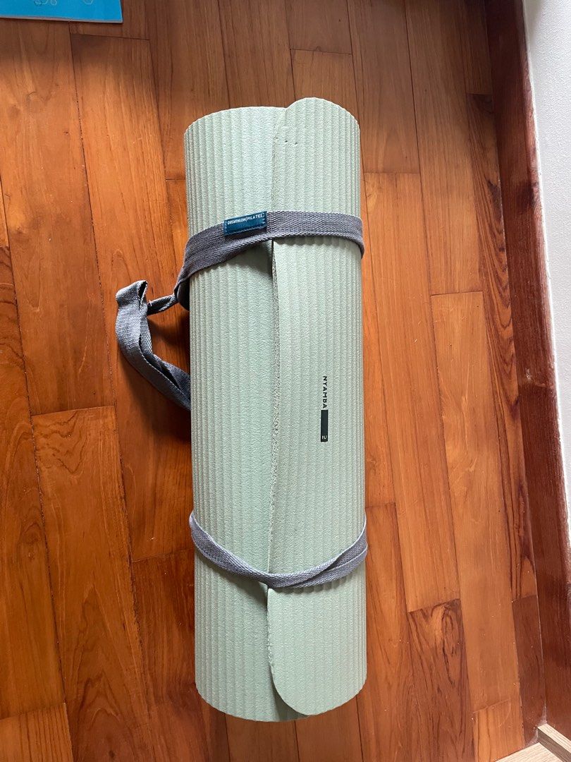 Decathlon Nyamba Pilate mat, Sports Equipment, Exercise & Fitness