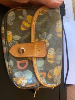 dooney and bourke pouch sale