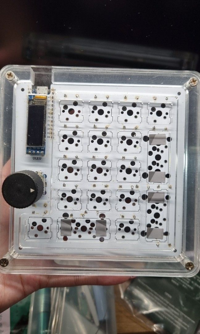 Hotswap custom Duckboard numpad with rotary knob, Computers & Tech, Parts & Accessories