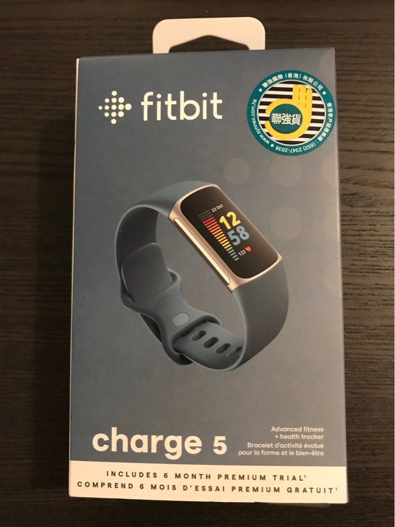 怏閃新款fitbit Charge 5 連四款不同錶帶 手提電話 智能穿戴裝置及智能手錶 Carousell