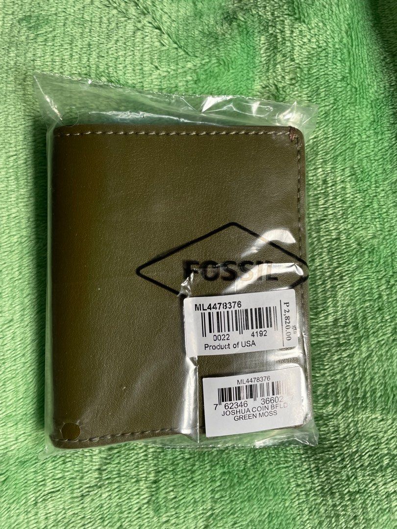 Fossil wallet, Women's Fashion, Bags & Wallets, Wallets & Card holders