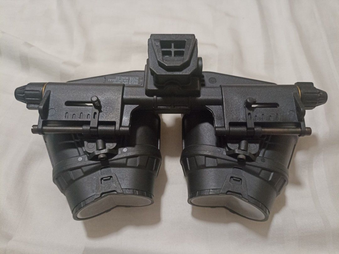 GPNVG 18 night vision goggles replica, Hobbies & Toys, Toys & Games on