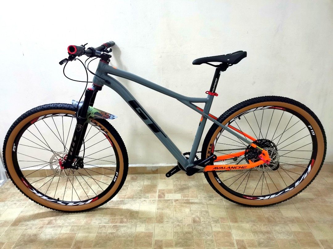 GT AVALANCHE 29 MTB Mountain bike tag trek marlin giant xtc