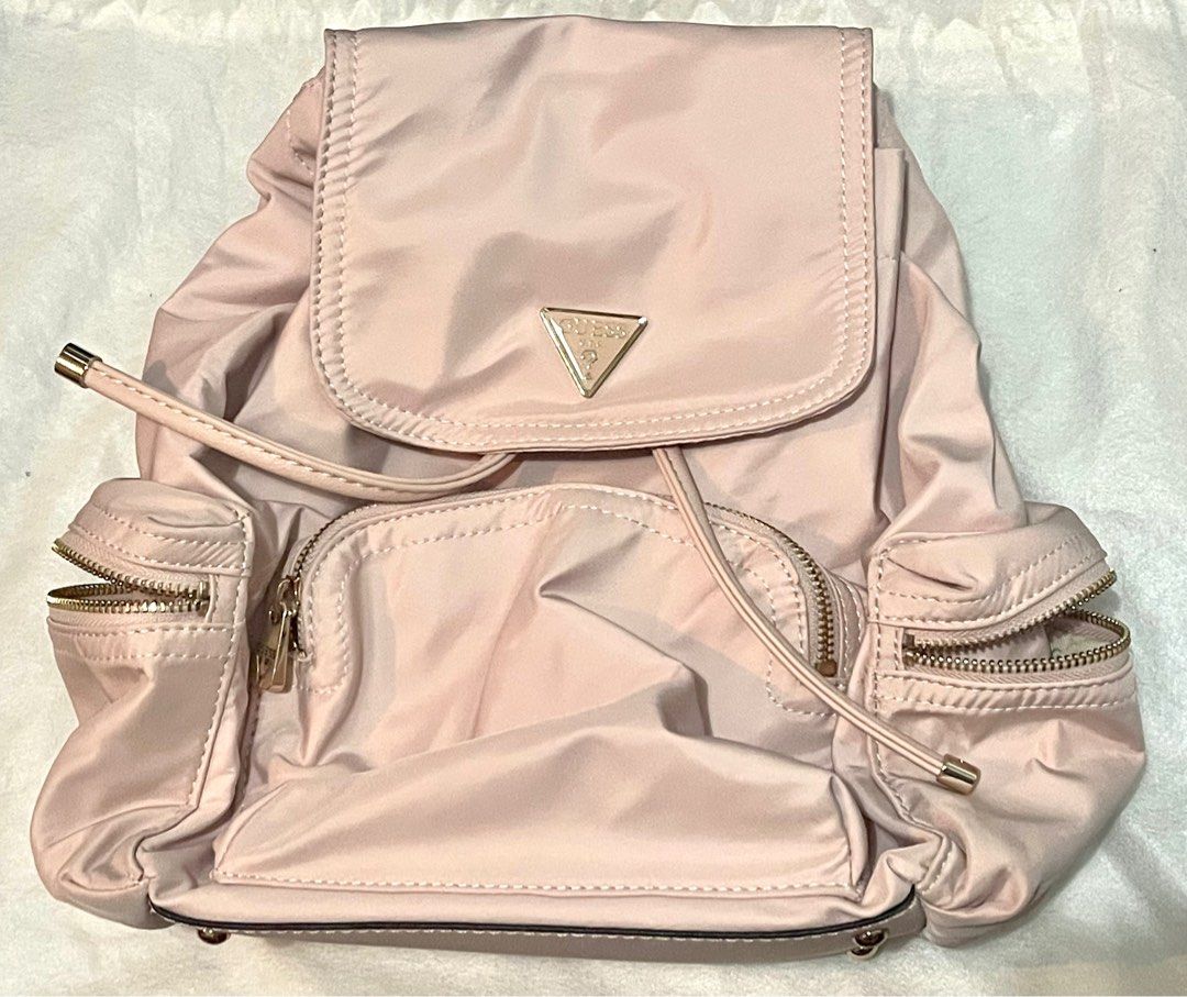 GUESS ECO GEMMA BACKPACK, 女裝, 手袋及銀包, 背囊- Carousell