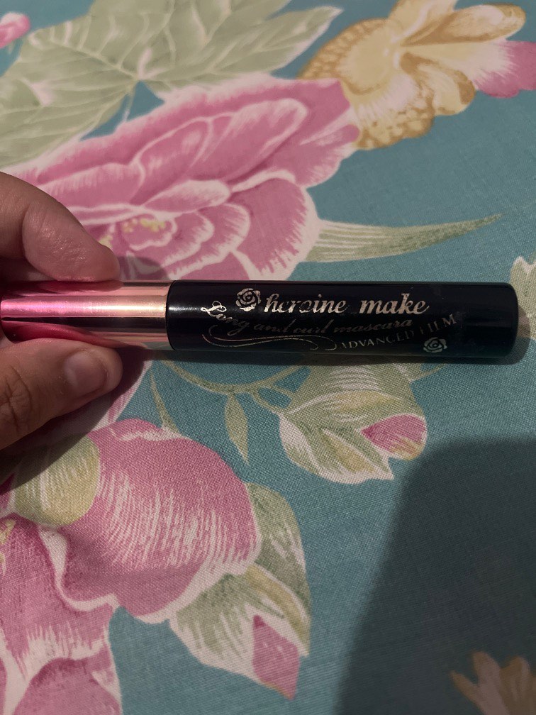 Heroine maskara long and curl, Kesehatan & Kecantikan, Rias Wajah di