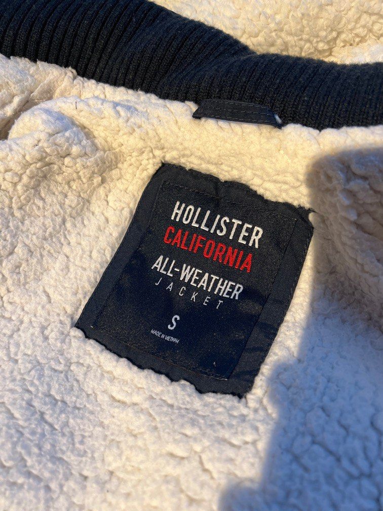Hollister all weather jacket, 女裝, 外套及戶外衣服- Carousell