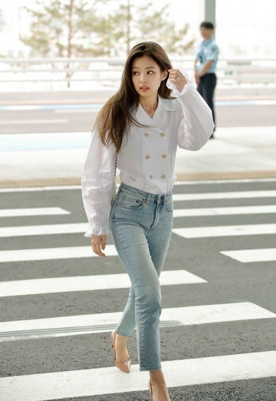 JENNIE INSPIRED WHITE GOLD KNIT CROP TOP Women s Fashion Tops