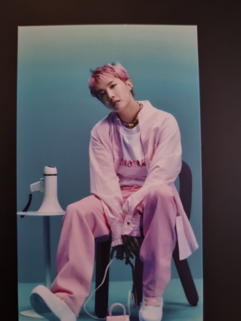 🦉⁷↬ on X: Weverse Shop  ARTIST-MADE COLLECTION BY BTS : J-HOPE