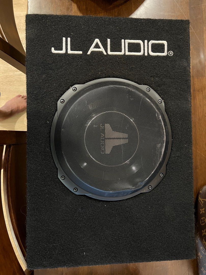 JL audio subwoofer and amp combo, Car Accessories, Accessories on Carousell