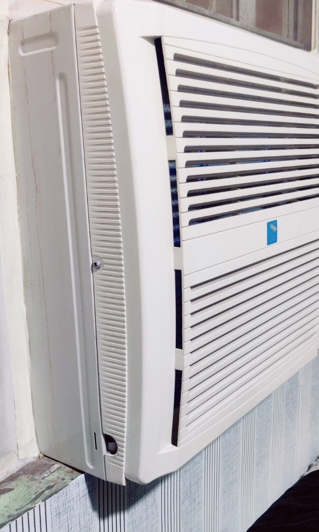 Kolin WindowType Aircon 1.5Hp (Digital Remote Control) NonInverter