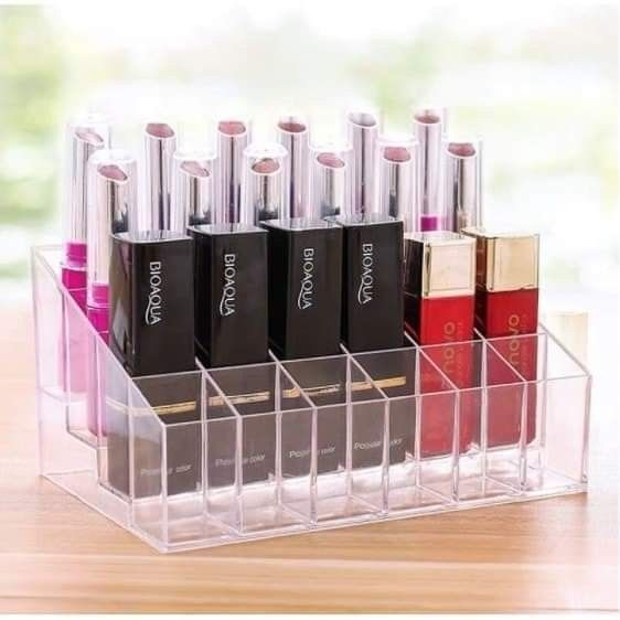 Lipstick Organizer (Category: Makeup) located in Manila. Submitted by larascollection0920 (Listing ID 1194958365, Image 2). Description: #OnHand #Restocks #BestSeller Lipstick organizer 24pcs.