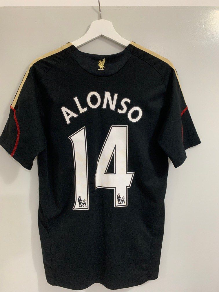 Liverpool FC Xabi Alonso 14 Black Away Jersey, Men's Fashion, Activewear on  Carousell
