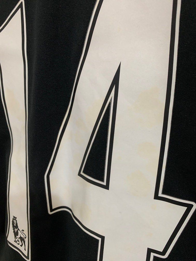 Liverpool FC Xabi Alonso 14 Black Away Jersey, Men's Fashion, Activewear on  Carousell