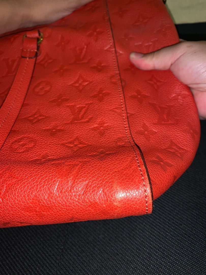 Louis Vuitton Lumineuse Orange Leather Shoulder Bag (Pre-Owned)