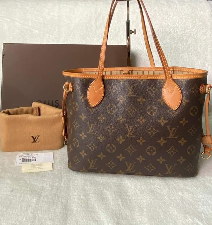 AUTHENTIC LOUIS VUITTON NEVERFULL , PM SIZE IN MONOGRAM CANVAS - LIKE NEW  !, Luxury, Bags & Wallets on Carousell