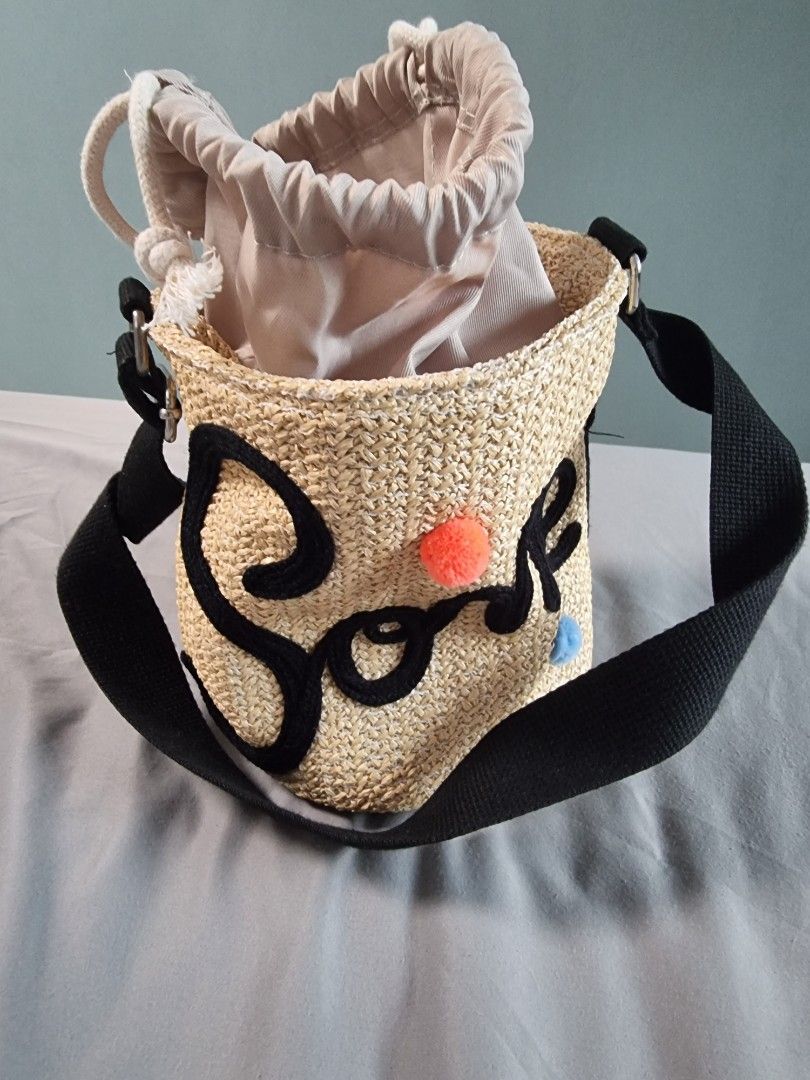 Makomaki beach bucket bag, Women's Fashion, Bags & Wallets, Beach Bags