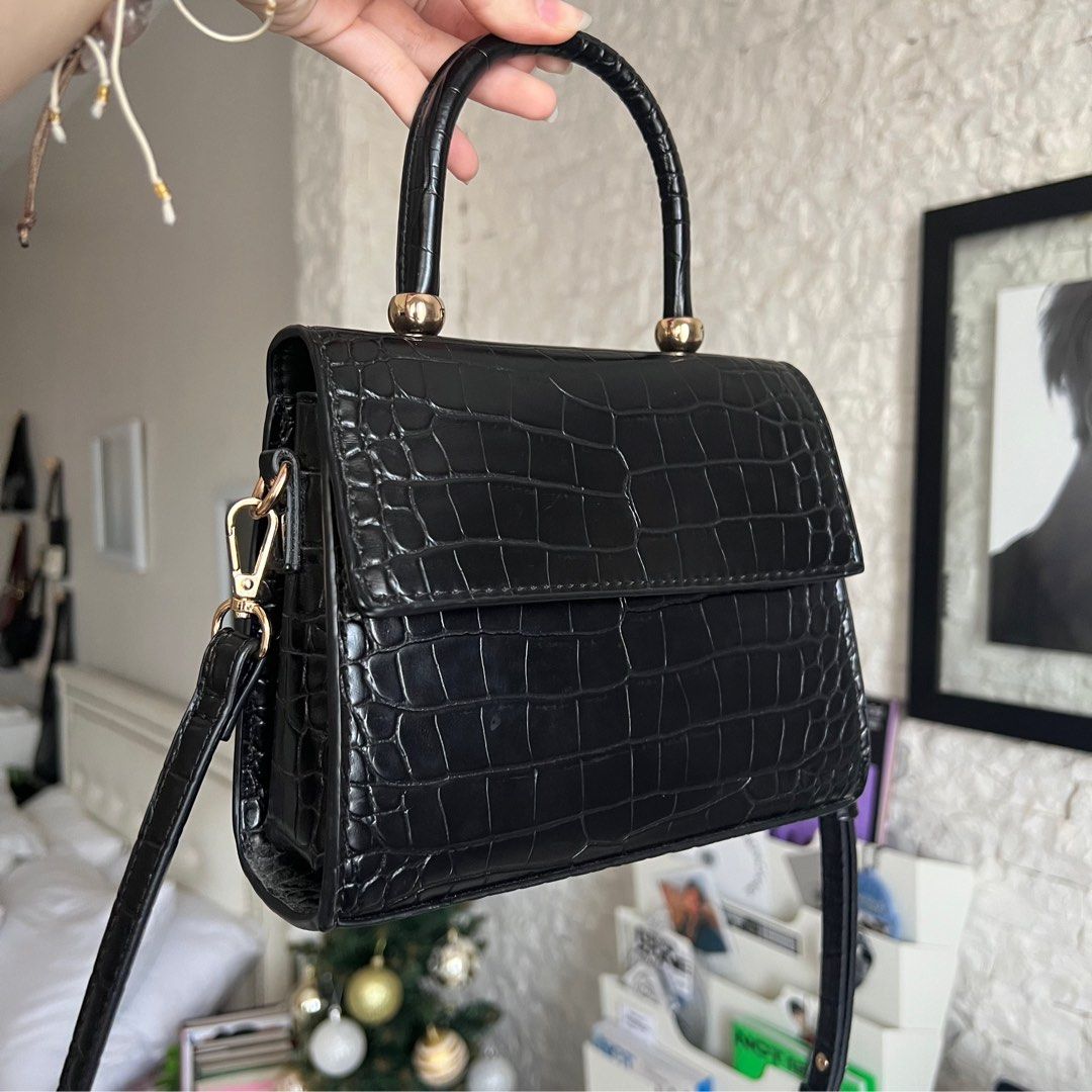 Mango black croc textured sling bag 2025