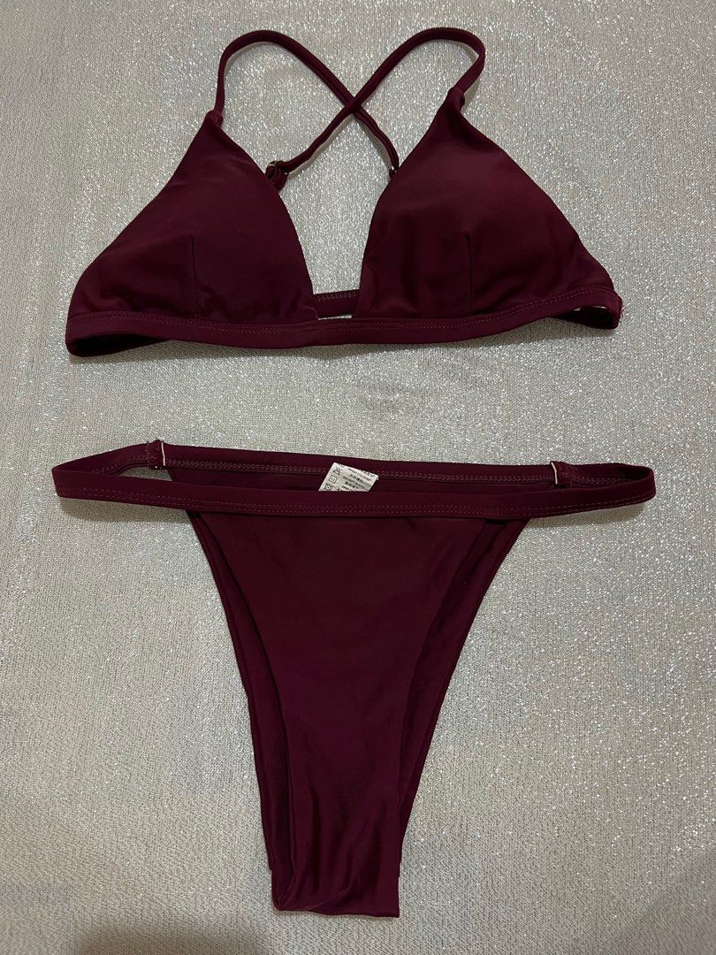 Maroon Swim Set