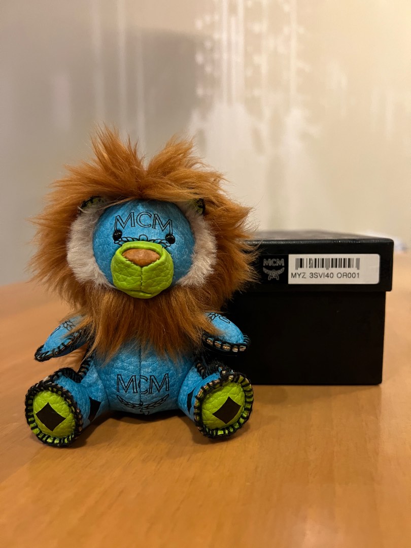 Mcm lion keychain outlet
