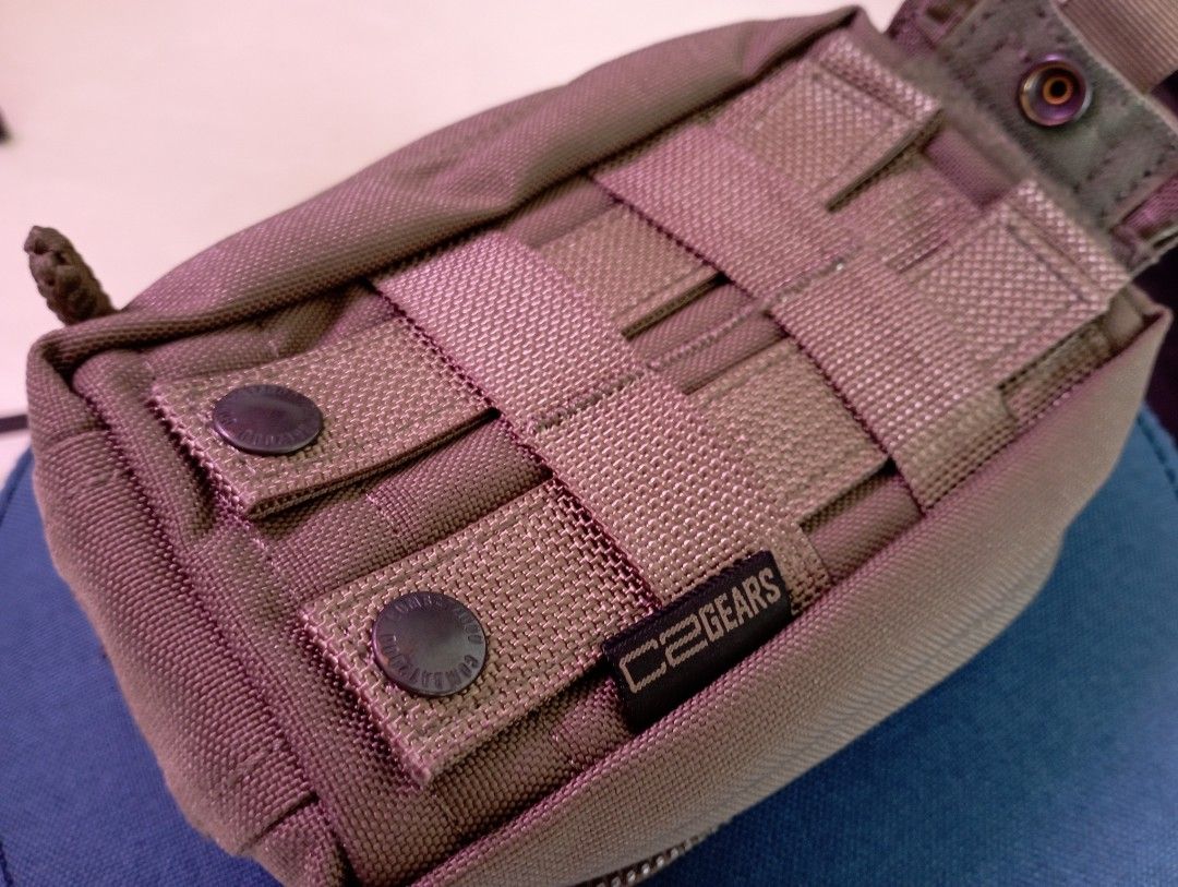 Military style first aid pouch, Men's Fashion, Bags, Belt bags