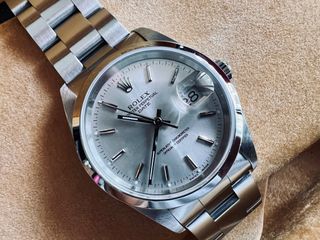 (Category: ) located in . Submitted by watchfanboy (Listing ID 1194764019, Image 1). Description: .