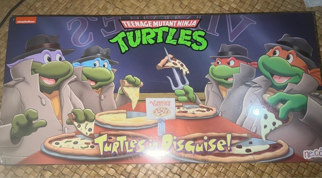Les Tortues Ninja  Teenage Mutant Ninja Turtles Mutant Mayhem  Action Figurine Michelangelo Comic Con Edition 18cm