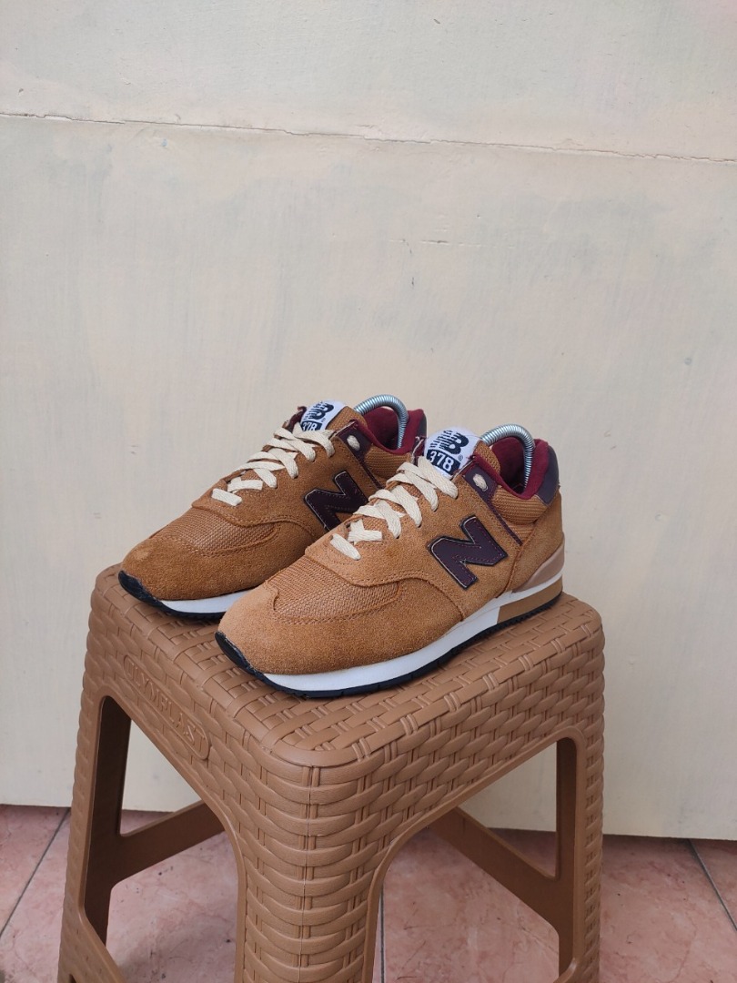 NEW BALANCE 378 Fesyen Pria Sepatu Sneakers di Carousell