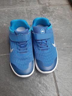 Nike anak