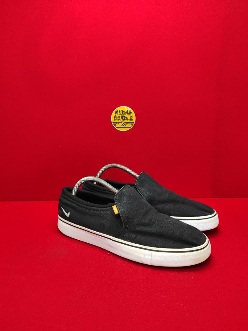 Nike Court Royale Slip On Men #39 s Fashion Footwear Sneakers on Carousell
