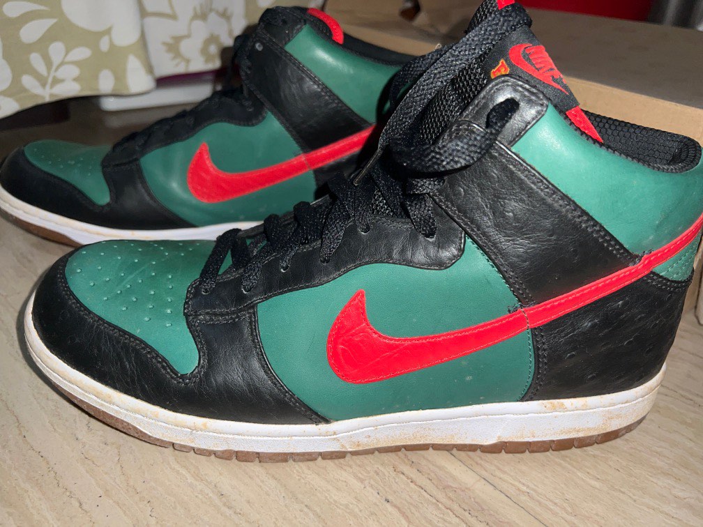 Nike dunk high supreme hot sale spark