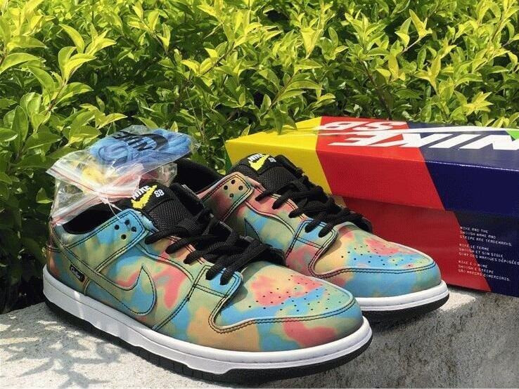 Nike SB Dunk Low Civilist Thermal Imaging, 男裝, 鞋, 波鞋- Carousell