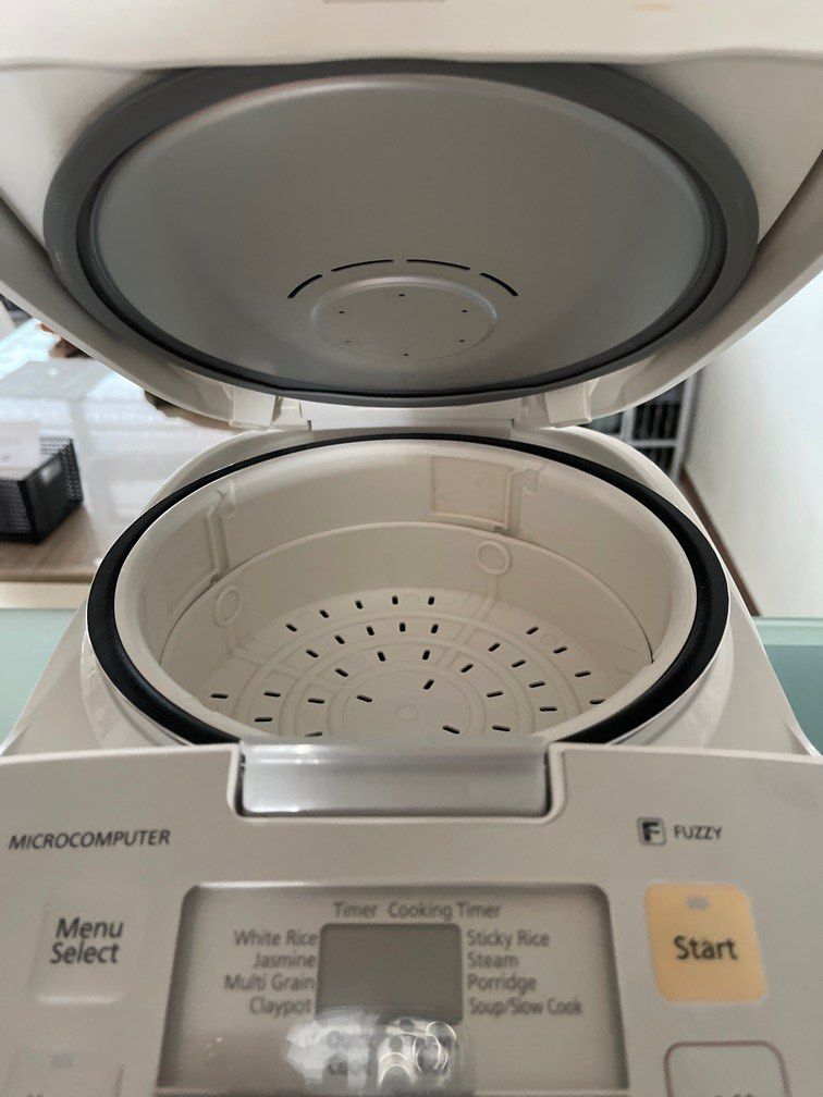 Panasonic Rice Cooker SRZE 105, TV & Home Appliances, Kitchen
