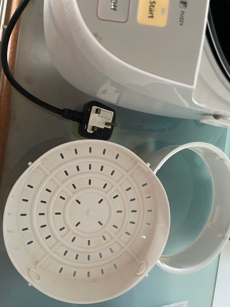 Panasonic Rice Cooker SRZE 105, TV & Home Appliances, Kitchen