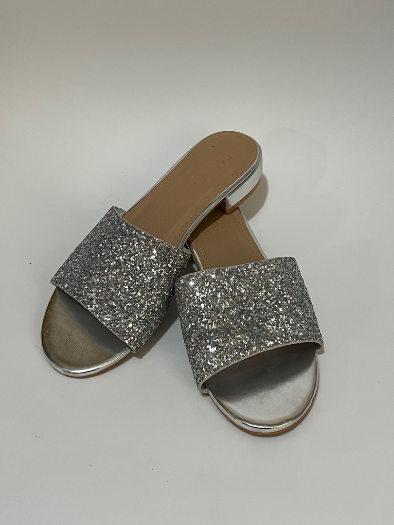 Parisian Slip On Sandals, Women's Fashion, Footwear, Flats & Sandals on ...