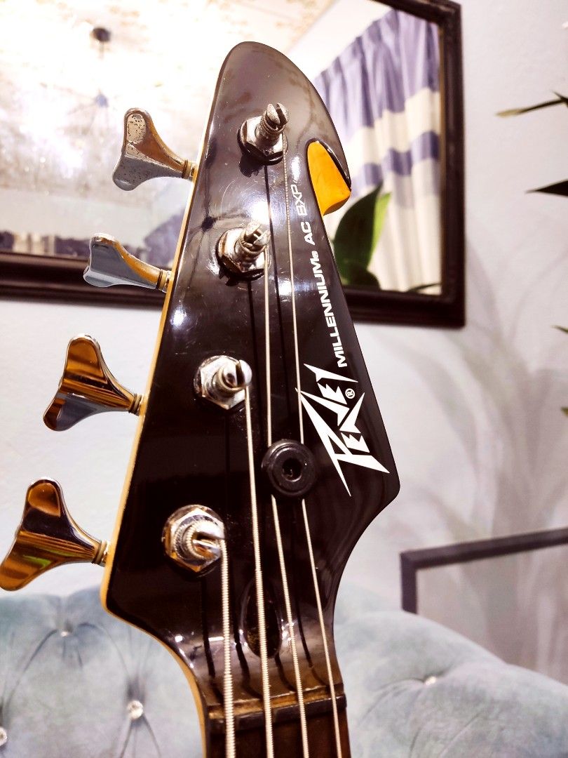 Peavey Millennium AC BXP 4, Hobbies & Toys, Music & Media, Musical